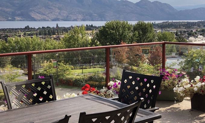 Central Okanagan Condo | Your Okanagan Vacation Destination! Pools, Hot Tub, fun in the Sun!