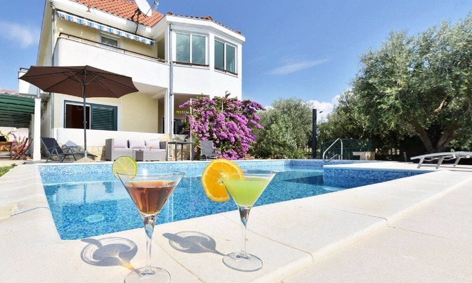 Znjan Villa | Your Perfect Dalmatian Villa with a Pool