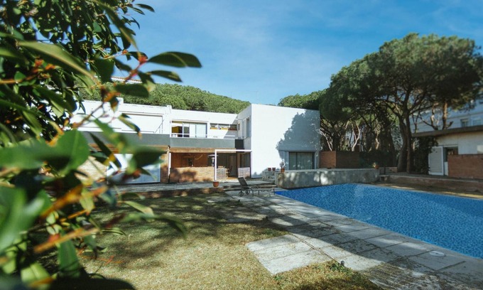 Platja d'Aro Ski Chalet | Your perfect getaway with sun, comfort, and charm in Platja d’Aro 🌴☀️