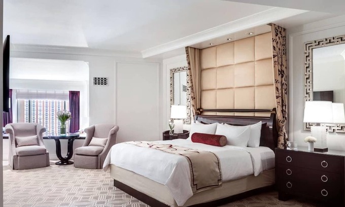 Las Vegas House | Your Relaxing Getaway Awaits! Outdoor Pool, Parking, Near Bellagio Fountains!