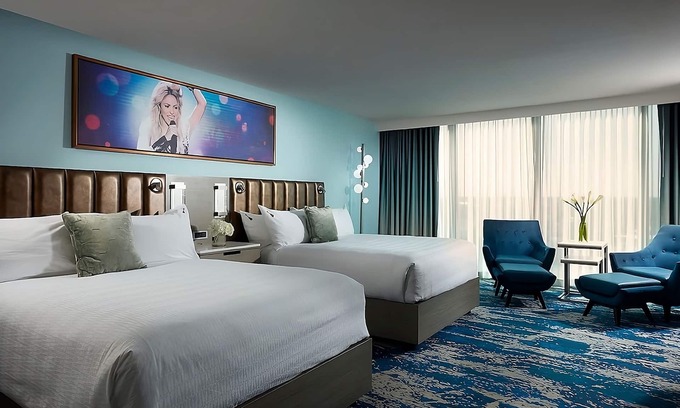 East Daytona Hotel | Your Tranquil Oasis! 4 City View Units, Beachfront Property w/Outdoor Pool