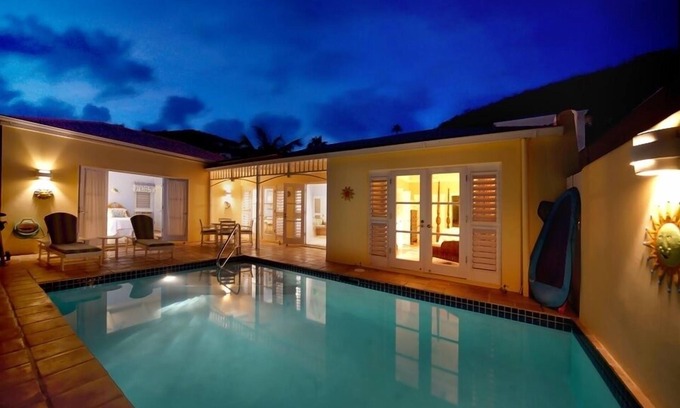 Slob Villa | Your very own private pool w/this villa!