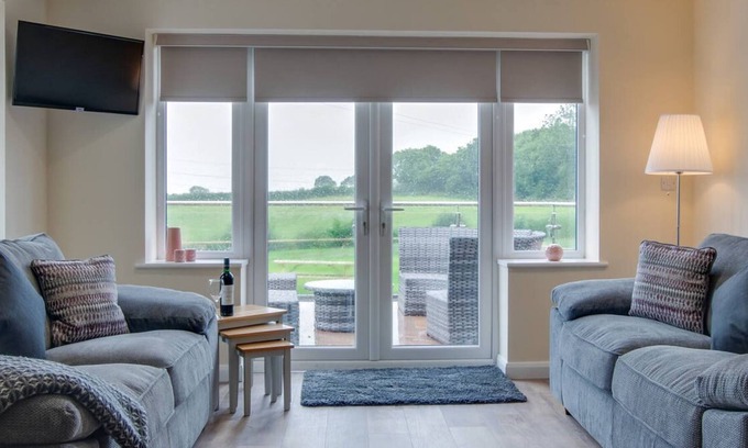 Llangefni House | Yr Hen Barlwr in the beautiful Llangefni