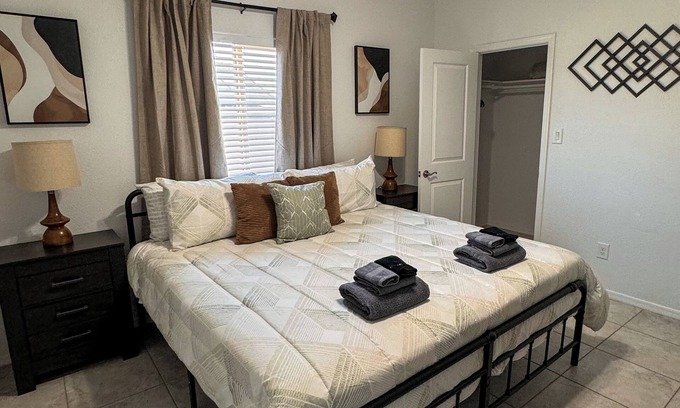 Yuma House | Yuma 3 bed 2 Bath Family Friendly Home