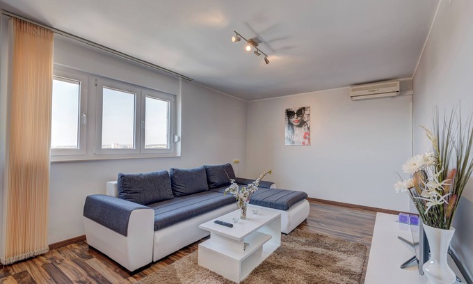 Zadar Apartment | Zadar - Apartment near the beach and the center on the 12th floor