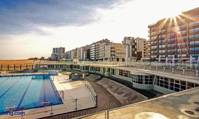 Oostduinkerke-Bad Apartment | Zeezicht Oostduinkerke - Residentie Golfslag