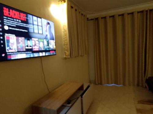 Western Region Apartment | Zen in Ibanda