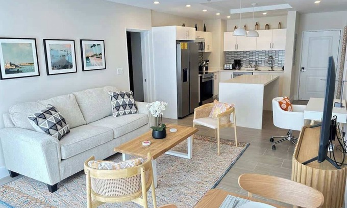 Little Battaleys Apartment | ZenBreak Coral Beach #204