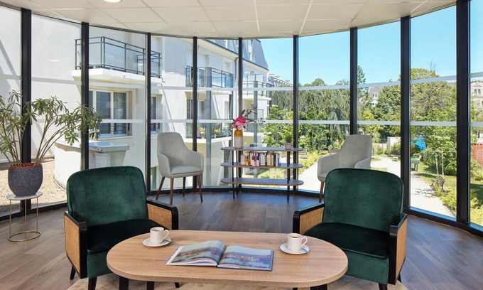 Cherbourg-en-Cotentin Hotel | Zenitude Hôtel-Résidences Cherbourg
