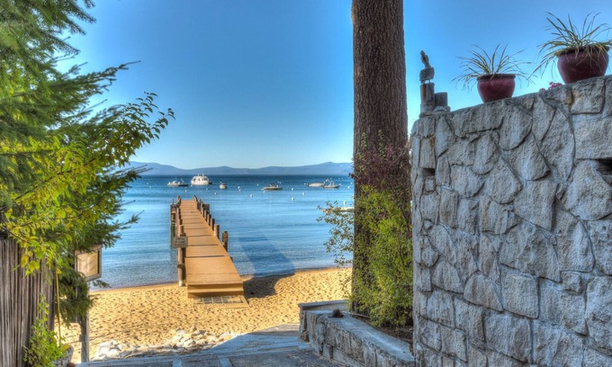 Zephyr Cove House | Zephyr Cove Cabin - Walk to lake and beach