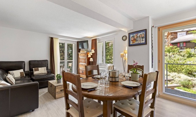 Zermatt Apartment | Zermatt, 4 pers/3 beds - Balcony with view & garden