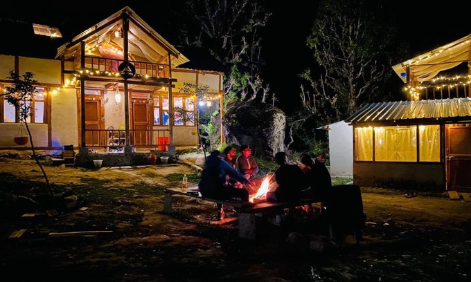 Kullu Hotel | Zevibes Cafe & Homestay