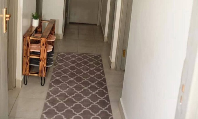 Mbotela House | Zoya, 2Bed/rm Standalone Hse+Homeoffice, near JKIA