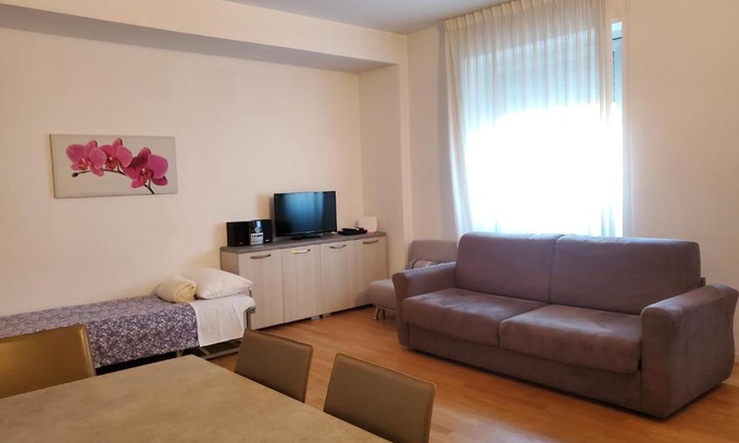 Zona Farini Apartment | Zubed Apartments-Via Carlo Farini