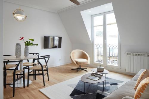 San Sebastian Centro Apartment | Zubieta Playa 3 by FeelFree Rentals