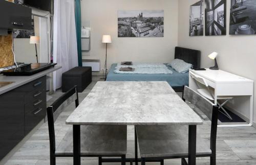Wesoła Zachod Apartment | Zyblikiewicza 11 by Homeprime