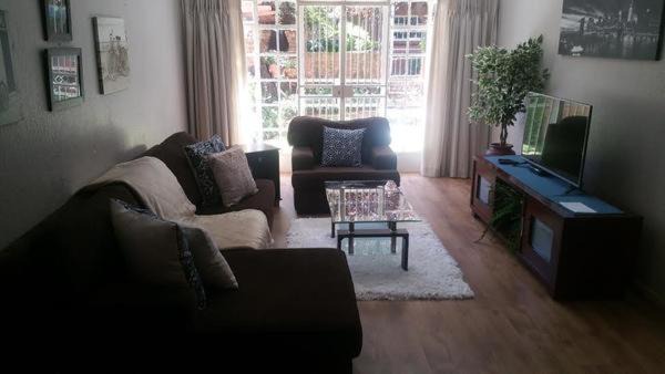 Woodmead | Woodmead
