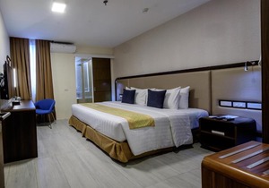 One Central Hotel