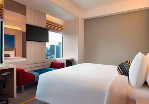 Aloft Jakarta Wahid Hasyim