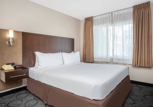 Baymont by Wyndham San Diego Downtown