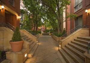 Majestic Old Lion Apartments