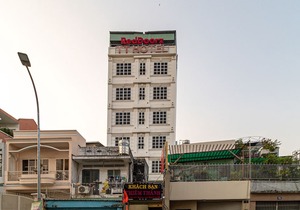 RedDoorz near Gia Dinh International Hospital 4