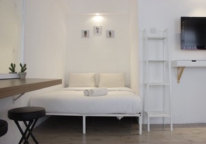 Modern Chic Studio Room at Grand Asia Afrika Apartment