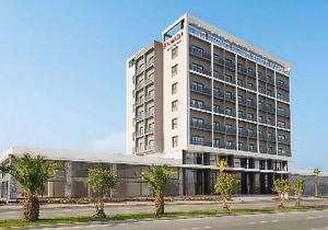 Ramada by Wyndham Tire