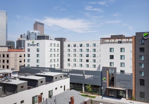 Element Denver Downtown East