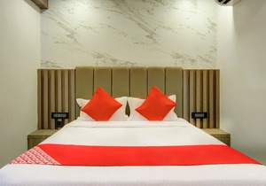 Capital O 23031 V Hotel