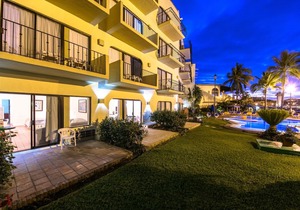 Flamingo Vallarta Hotel & Marina