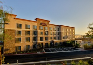 Hampton Inn and Suites Moreno Valley