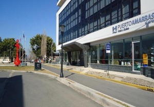 Hotel Puerto Amarras