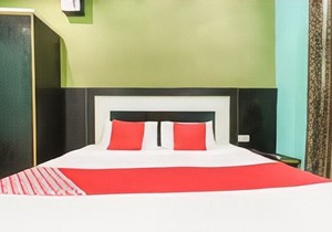 OYO 48233 Hotel Seven Seas
