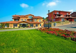 Villa Carolina Resort