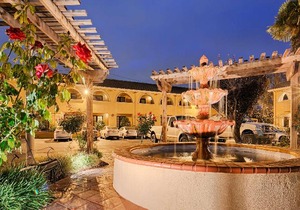 Best Western Plus Brookside Inn