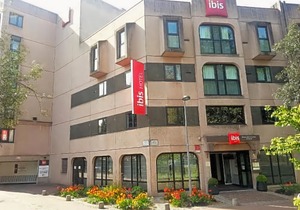 Ibis Rouen Centre Rive Gauche St Sever