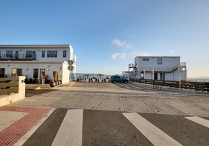 Bowline Hotel