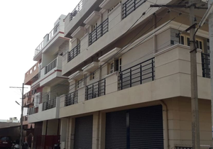 Emerald Suites