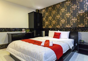 RedDoorz near Gia Dinh International Hospital 4