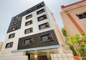 Capital O 23031 V Hotel