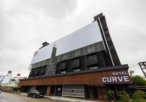 Iksan Hotel Curve