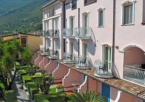 Hotel Ristorante Borgo La Tana