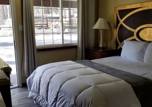 Emerald Bay Lodge