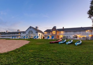 Baymont by Wyndham St. Ignace Lakefront