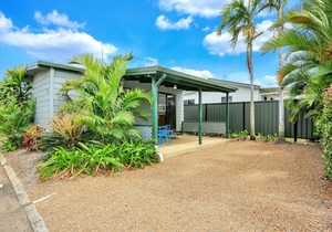 BIG4 Cane Village Holiday Park