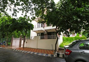 OYO 18685 Shweta Inn