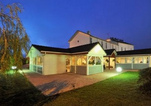 Brit Hotel Essentiel Troyes Aéroport