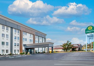 La Quinta Inn by Wyndham St. Louis Hazelwood - Airport North