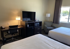 Cobblestone Inn & Suites - Forest City